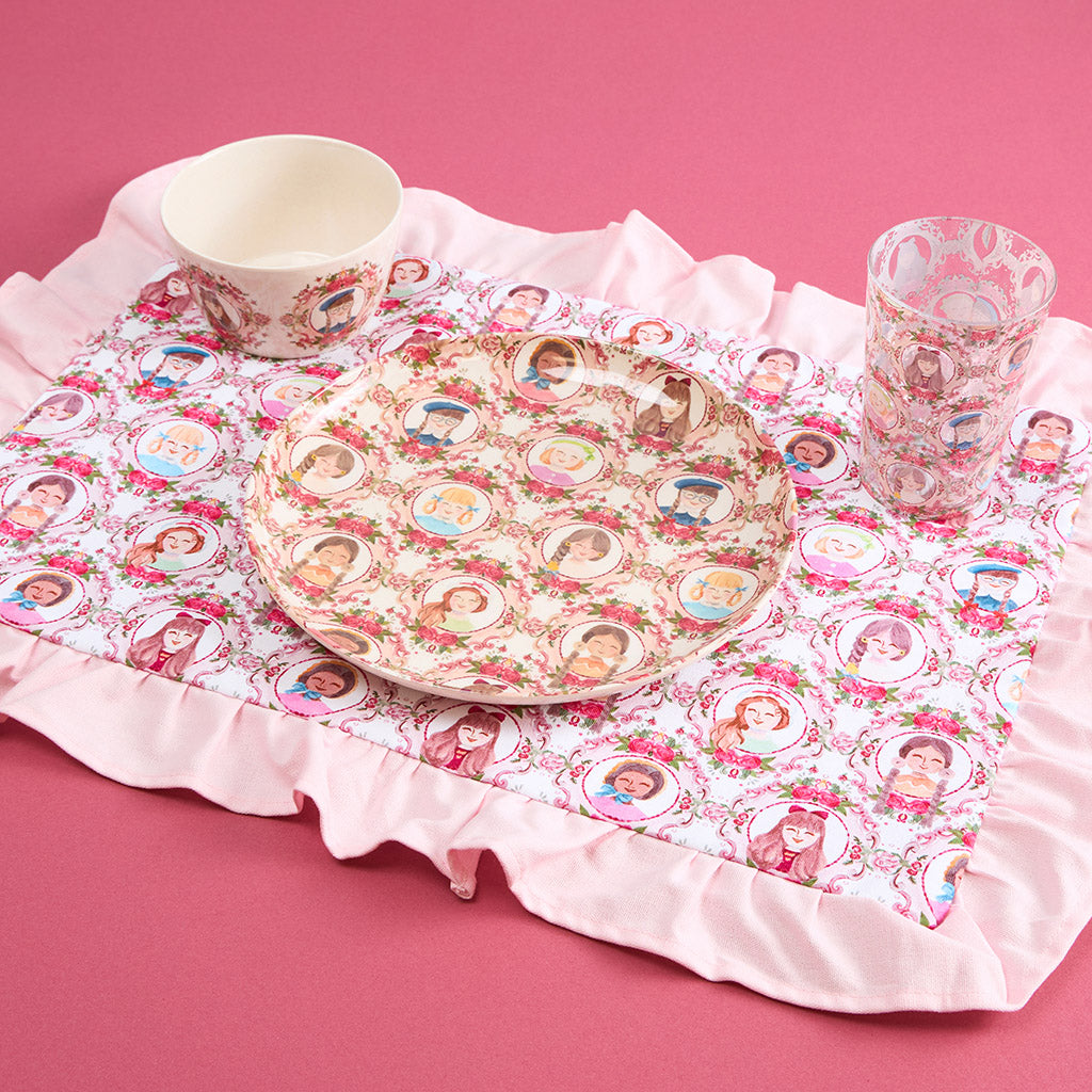 AG-FlatLay-9_d33056fb-7ccb-49a6-bb0b-15f413498a4a