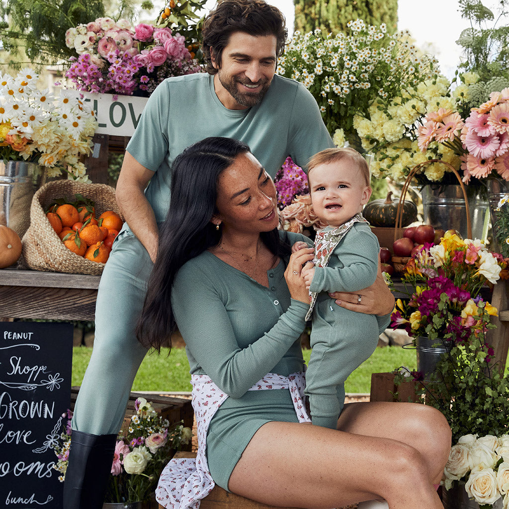 POSHPEANUT2024-NEUTRALS-LIFESTYLE-25_8023f8cd-cad0-4081-ab85-b578d5a87375