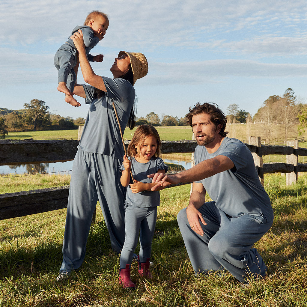 POSHPEANUT2024-NEUTRALS-LIFESTYLE-45_d4047c64-4890-4dd9-9215-ace33c40e2b7