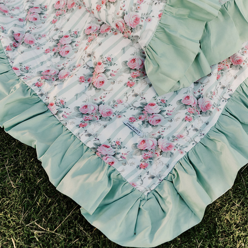 POSHPEANUT2025-BEDDING-TRX-LIFESTYLE-11_c5d319dd-7c63-4f29-97ba-3db38a94fe85