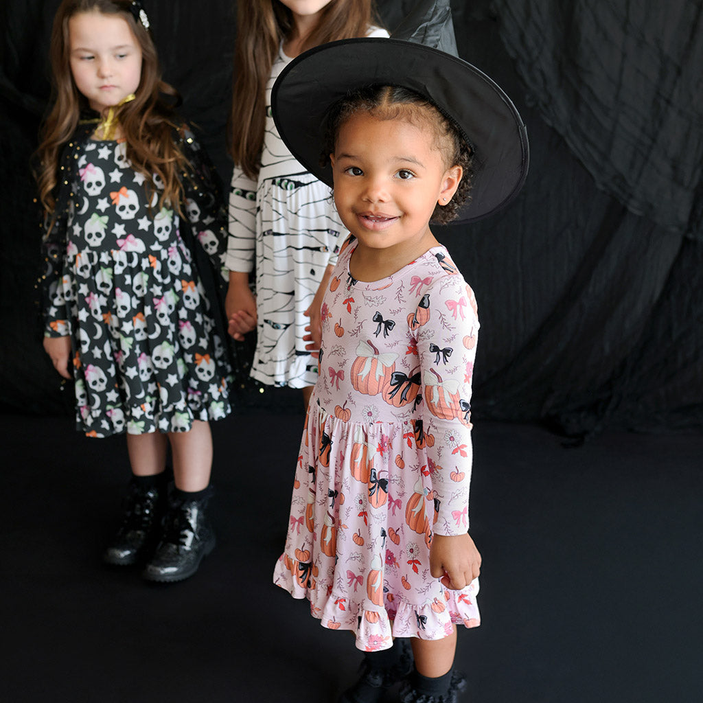 POSHPEANUT2025-HALLOWEEN-MIX-LIFESTYLE-22