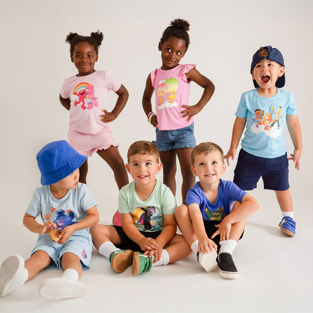 POSHPEANUT2025-MIX-GRAPHIC-LIFESTYLE-6