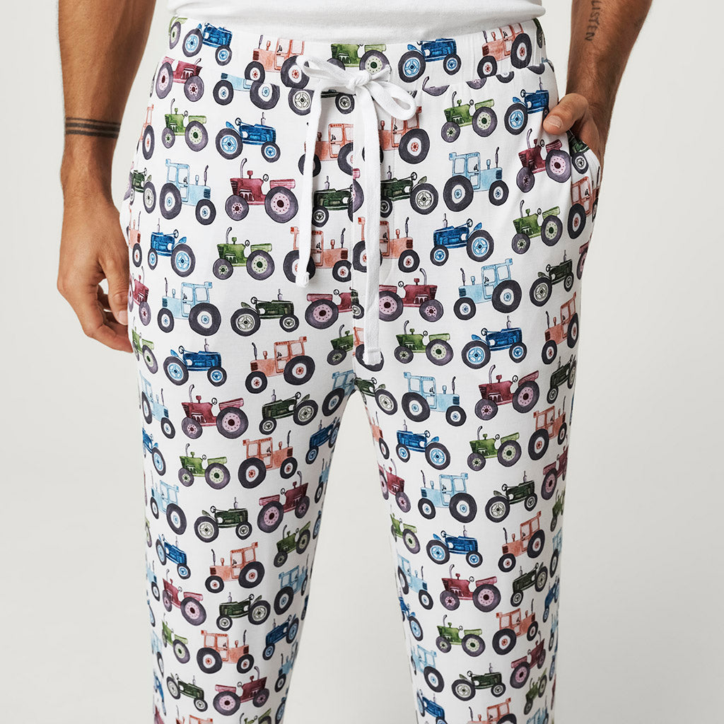 POSHPEANUT2025-PP-AD037-JON-LIFESTYLE-2copy