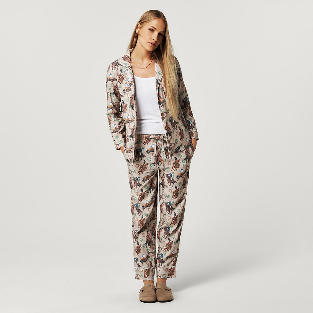 POSHPEANUT2025-PP-AD108-CWB-LIFESTYLE-1copy