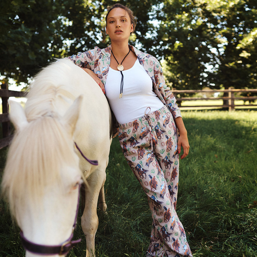 POSHPEANUT2025-PP-AD108-CWB-LIFESTYLE-2