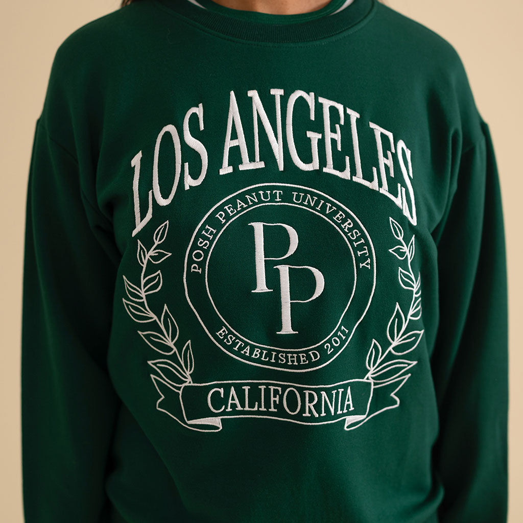 POSHPEANUT2025-PP-AD137-VSG-LIFESTYLE-3