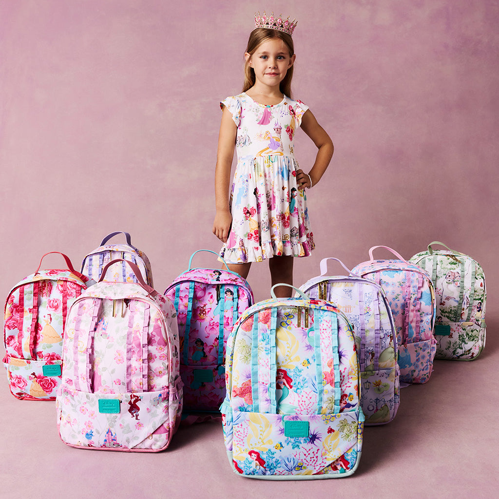 POSHPEANUT2025-PP-BACKPACK-GROUP-LIFESTYLE-2