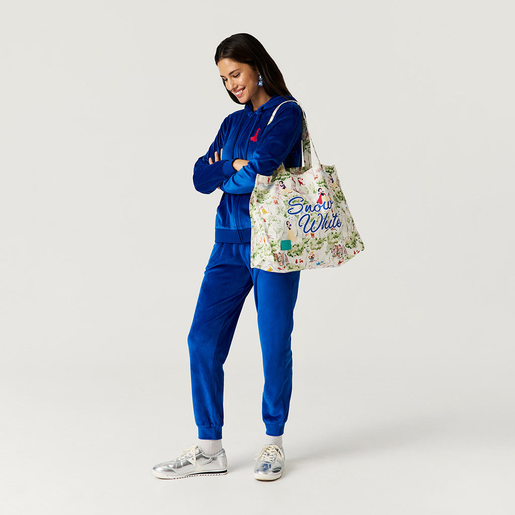 POSHPEANUT2025-PP-BG036-DPQ-LIFESTYLE-2