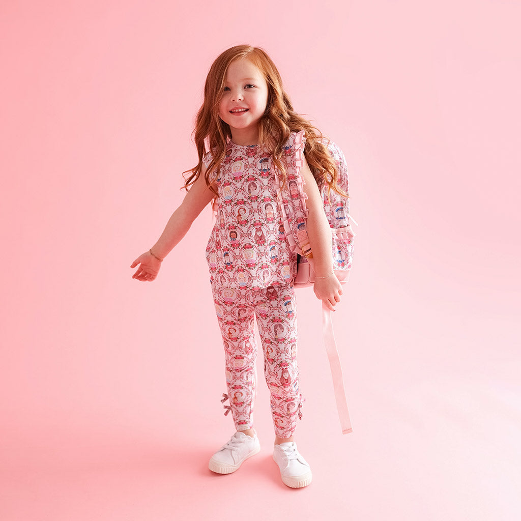 POSHPEANUT2025-PP-BK001-AGJ-LIFESTYLE-3