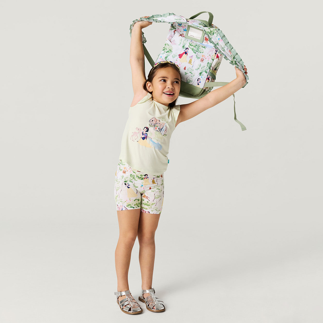 POSHPEANUT2025-PP-BK001-DPQ-LIFESTYLE-2