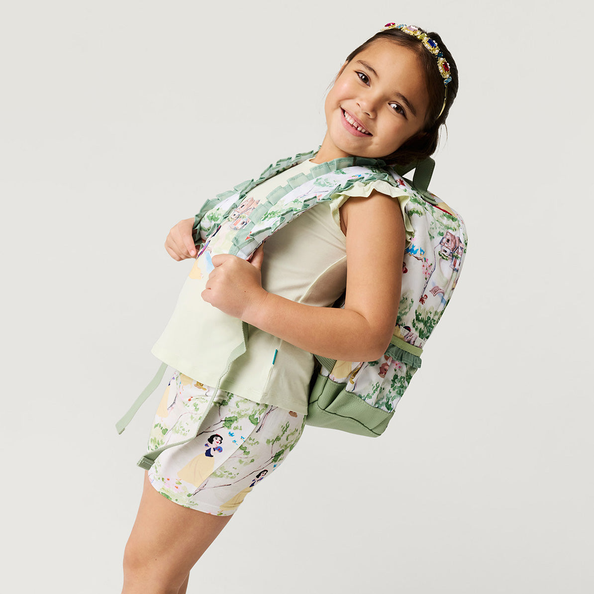 POSHPEANUT2025-PP-BK001-DPQ-LIFESTYLE-3