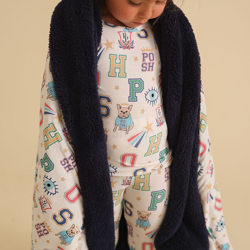 POSHPEANUT2025-PP-BL008-BOK-LIFESTYLE-3