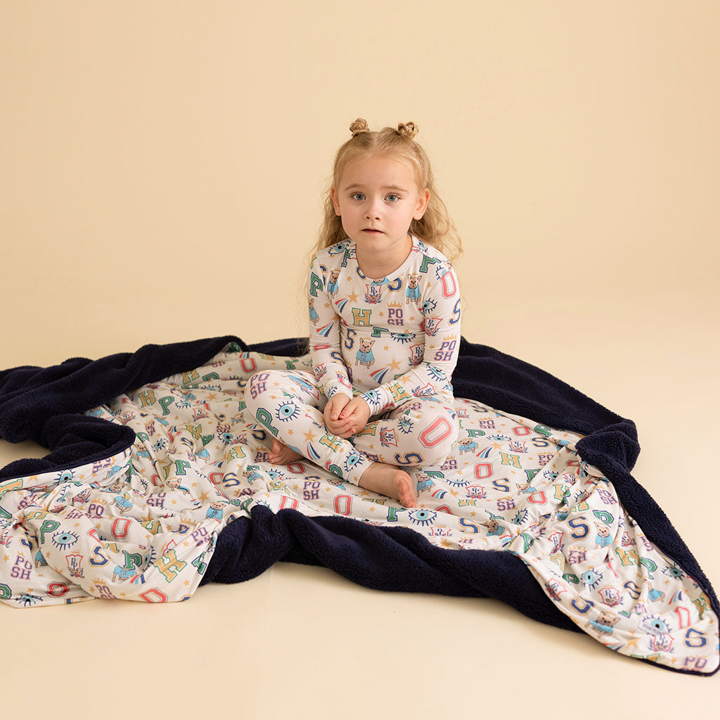 POSHPEANUT2025-PP-BL008-BOK-LIFESTYLE-8