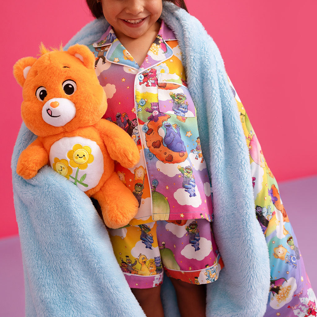 POSHPEANUT2025-PP-BL008-CSB-LIFESTYLE-2