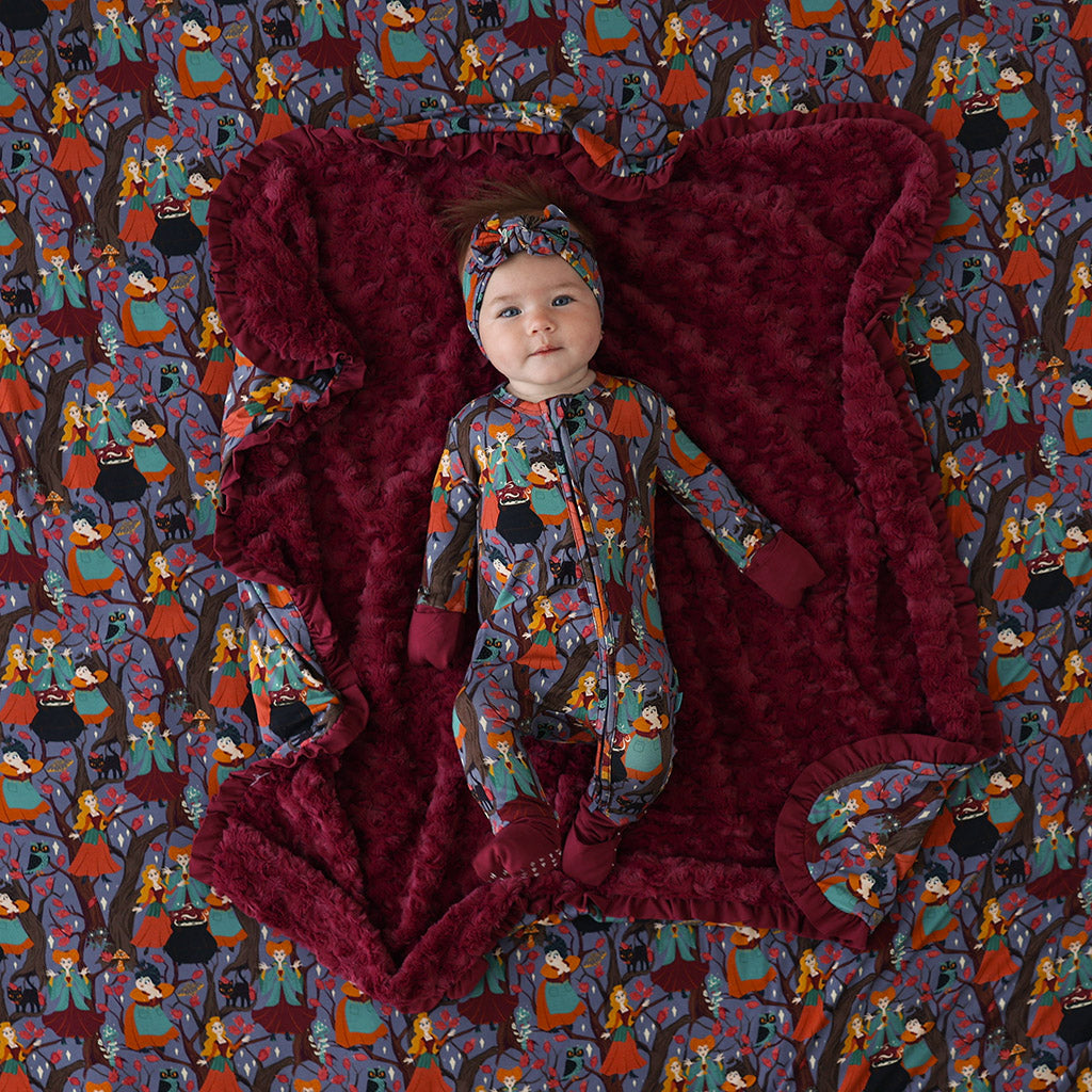 POSHPEANUT2025-PP-BL018-HOC-LIFESTYLE-3_4a7cb120-f5b3-4404-bba4-5b508369cc5f