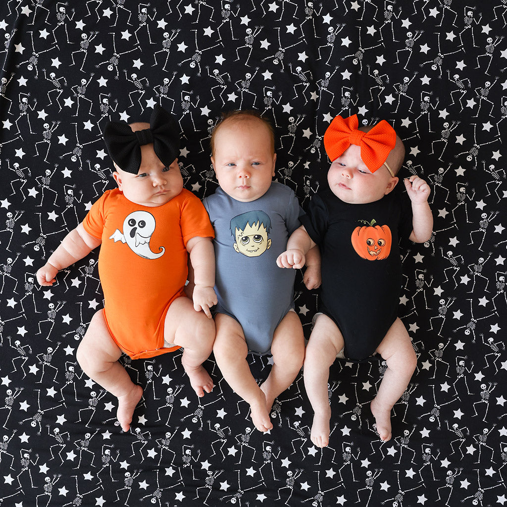 POSHPEANUT2025-PP-BS014-MIX-LIFESTYLE-1