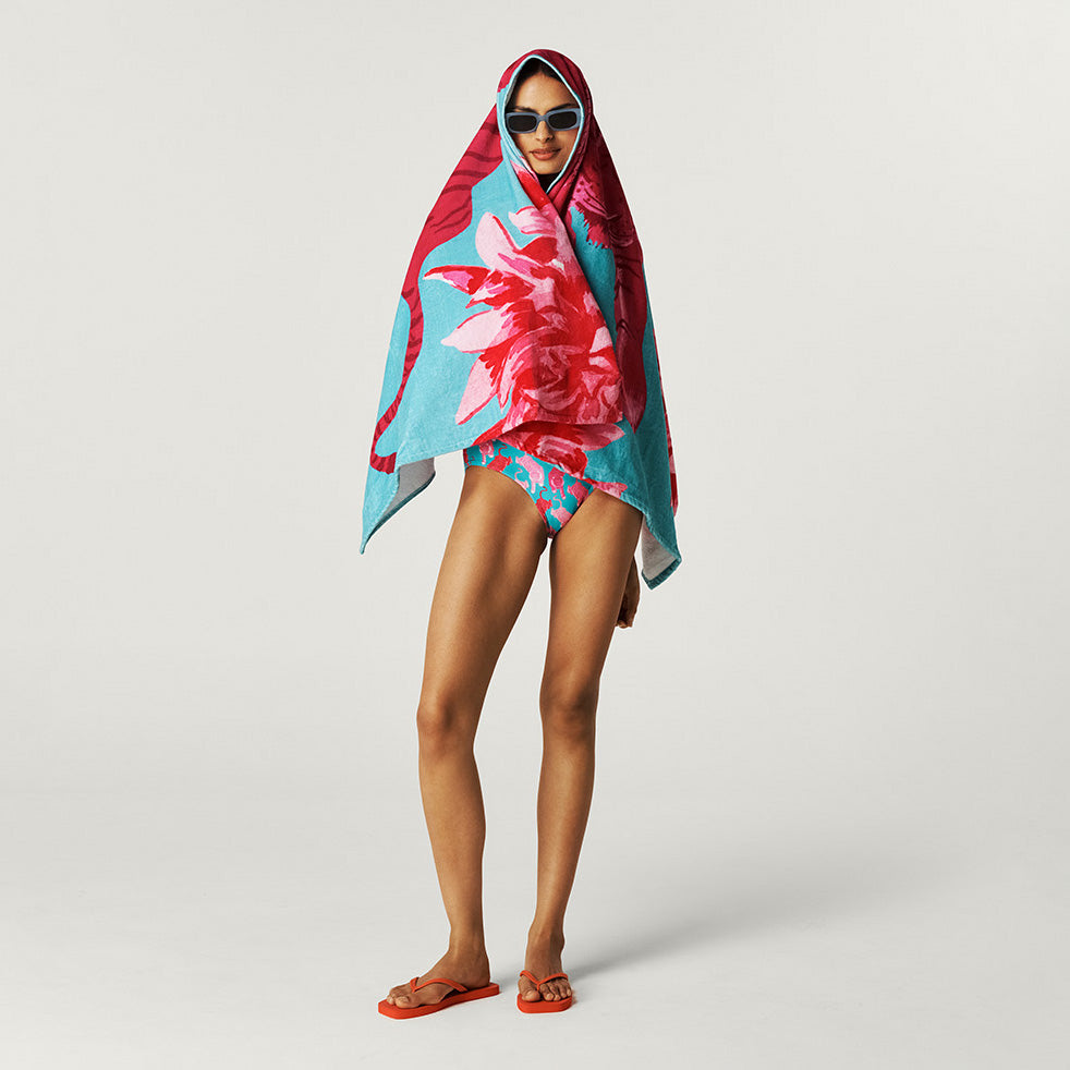 POSHPEANUT2025-PP-HT005-LMK-LIFESTYLE-2