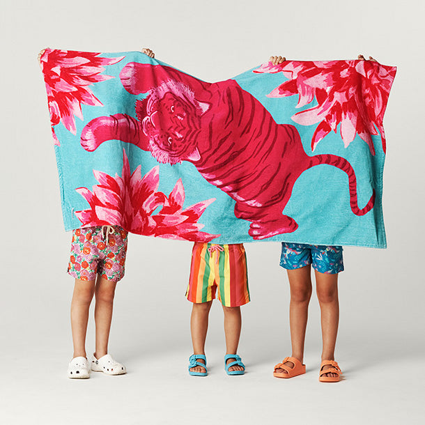 POSHPEANUT2025-PP-HT005-LMK-LIFESTYLE-5