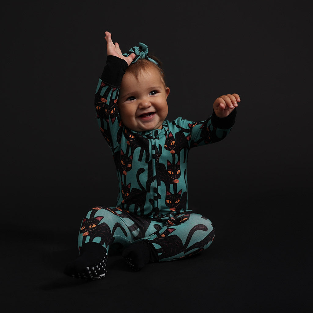 POSHPEANUT2025-PP-OP016-HOT-LIFESTYLE-4