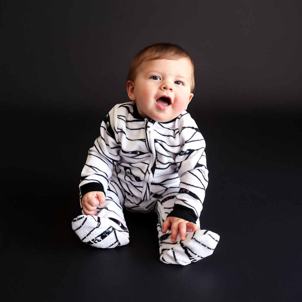 POSHPEANUT2025-PP-OP037-MUM-LIFESTYLE-1