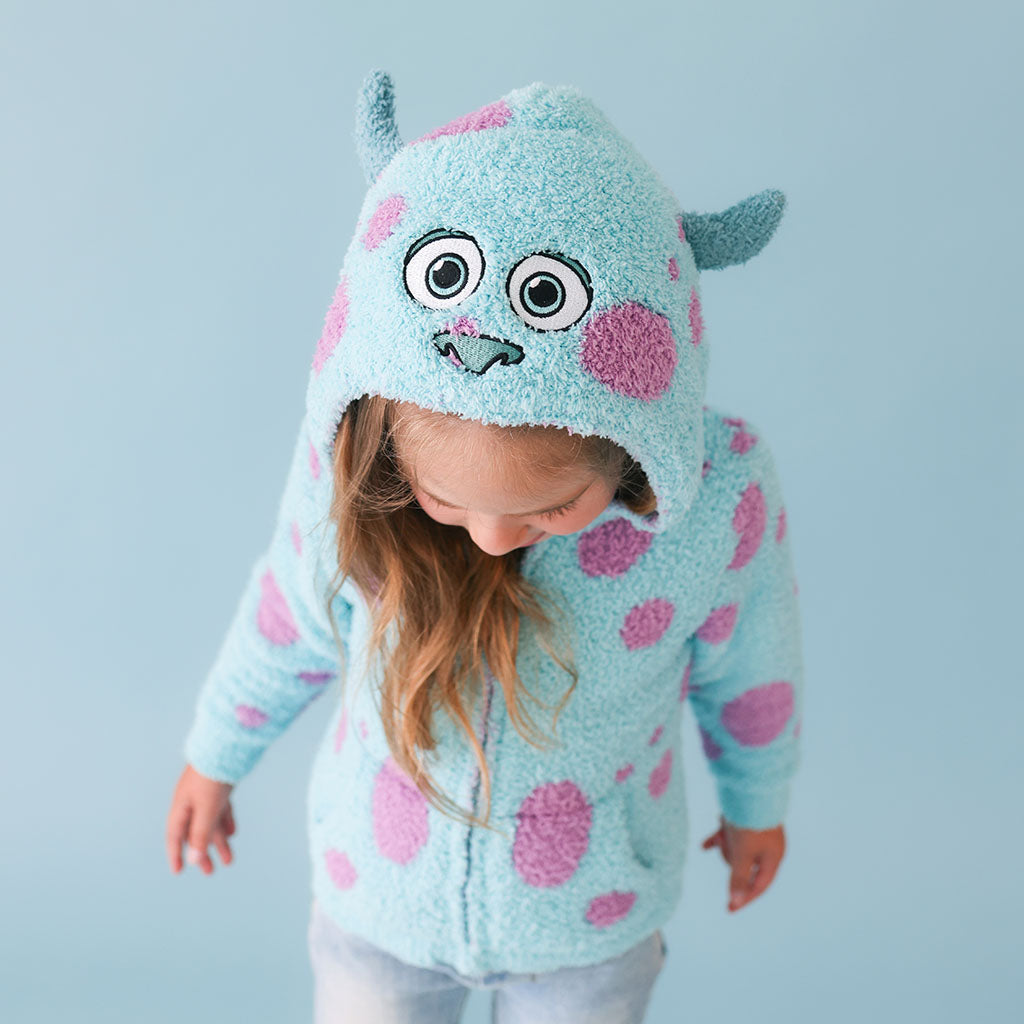 POSHPEANUT2025-PP-OW028-MSU-LIFESTYLE-3