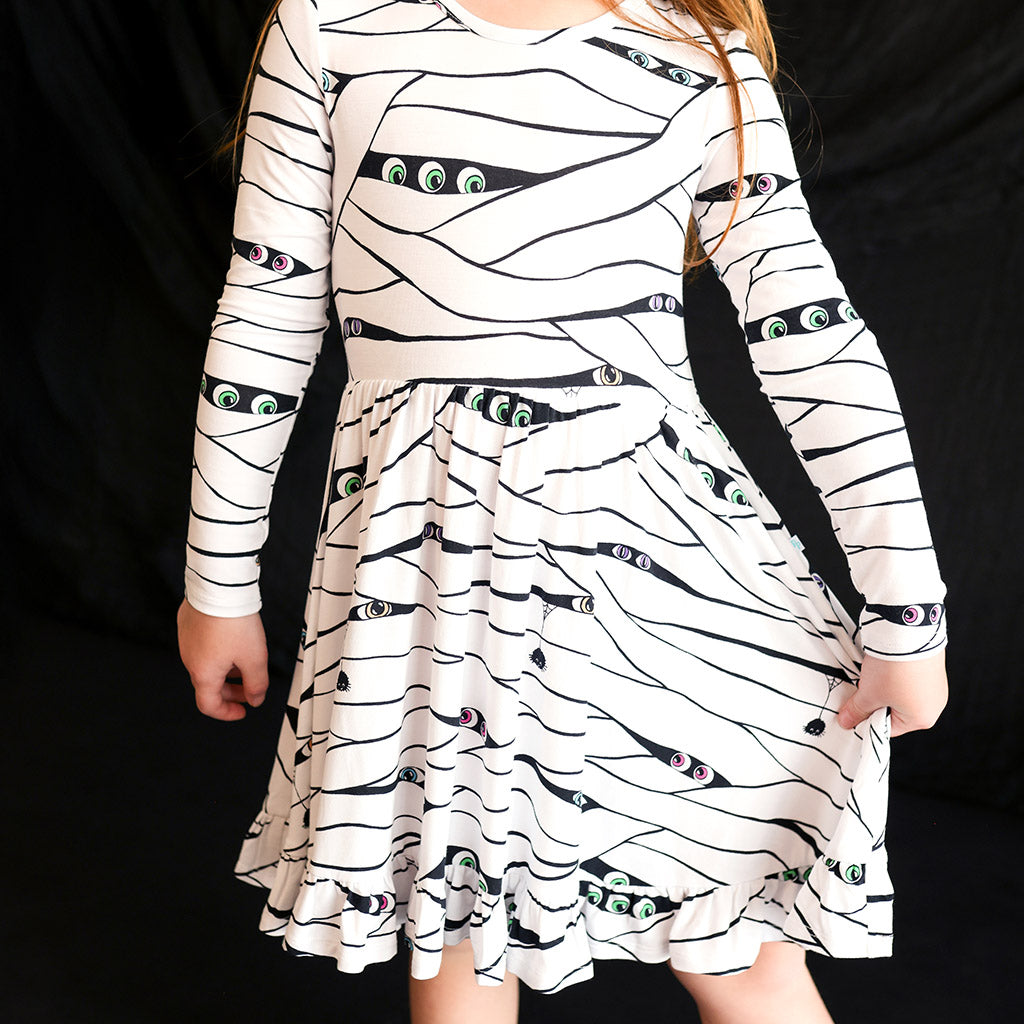 POSHPEANUT2025-PP-TD028-MUM-LIFESTYLE-2