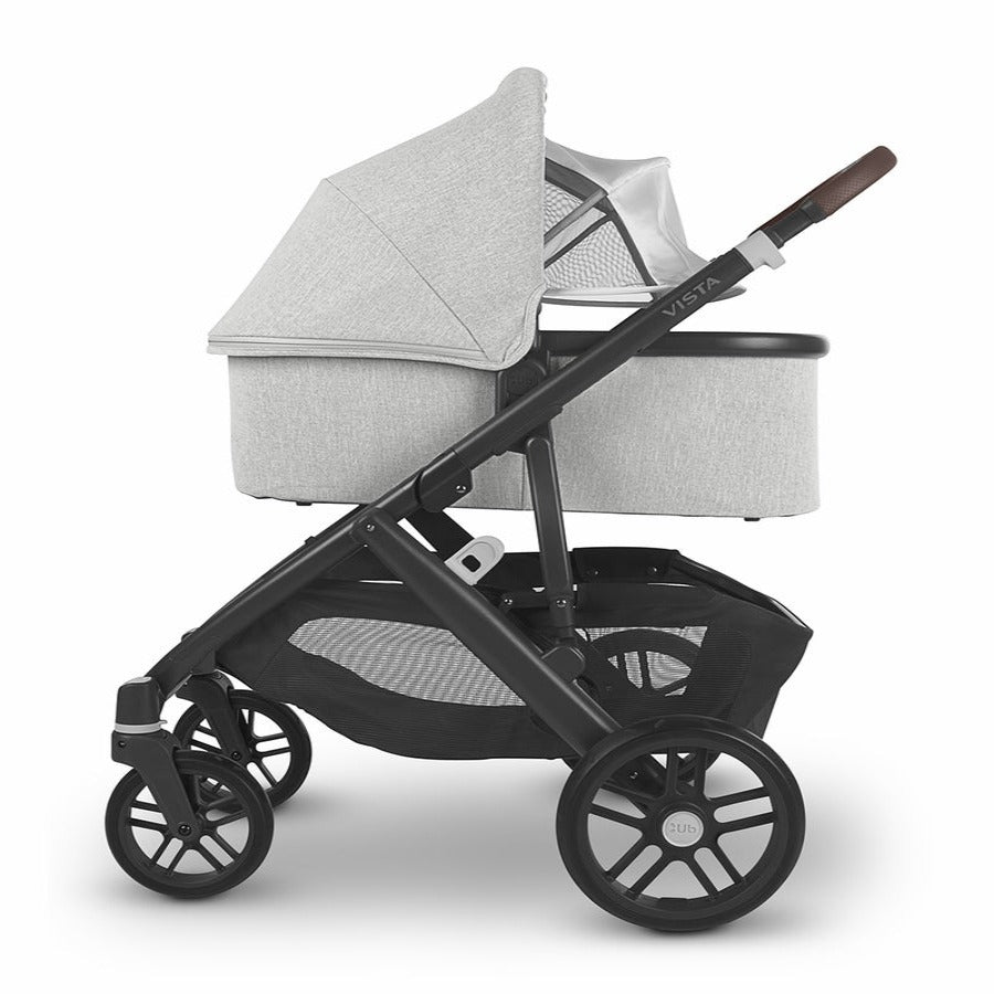 uppababy-vista-v2-stroller-anthony-white-and-grey-chenille-carbon-chestnut-leather-7
